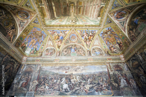Battle of Constantine against Maxentius (low). Room of Constantine (1517-1524), Raphael's Rooms, Vatican Museums photo
