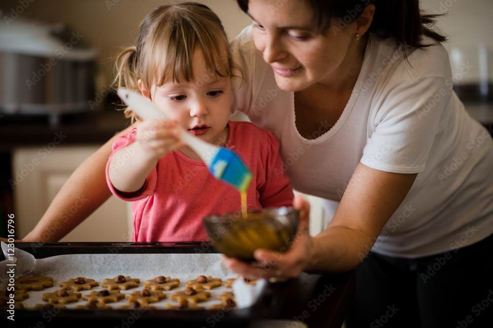 Baking cookies