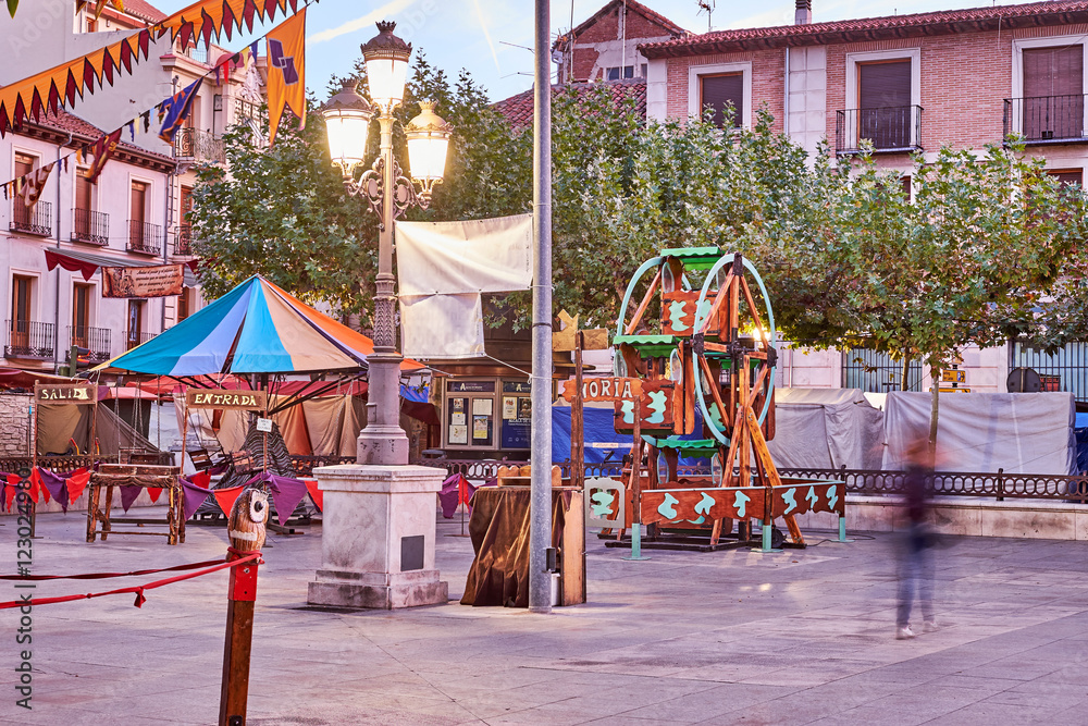 Streets and Medieval Fair (closed) in Alcala de Henares, Cervantina dawn during the week (10/06/2016) Streets and Medieval Fair (closed) in Alcala de Henares, Cervantina dawn during the week (10/06/2016)