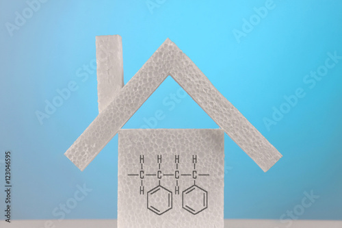 Formel für Polystyrol als Dämmstoff am Haus photo