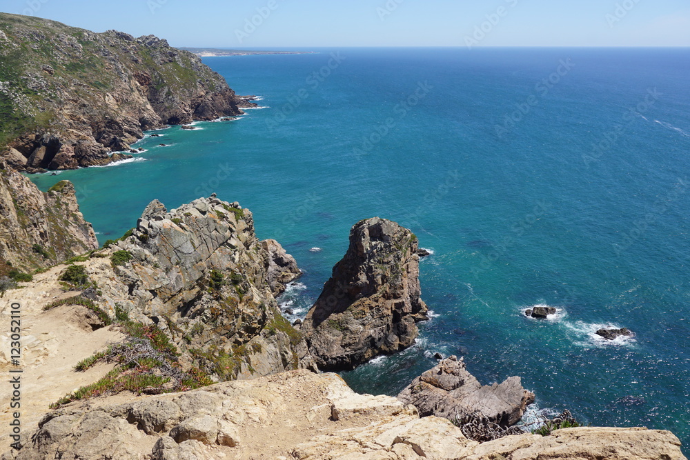 Fototapeta premium View of the Atlantic coast in Cabo da Roca (Cape Roca) in Western Portugal