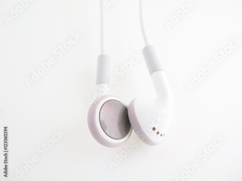 auriculares blancos