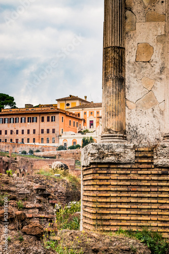 Ruines romaines dans le Forum Romain  photo