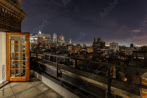 Brooklyn balcony apartment with view of downtown