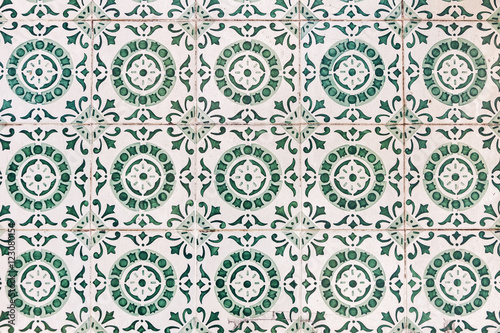 Obraz na płótnie Typical Portuguese old ceramic wall tiles (Azulejos) w salonie