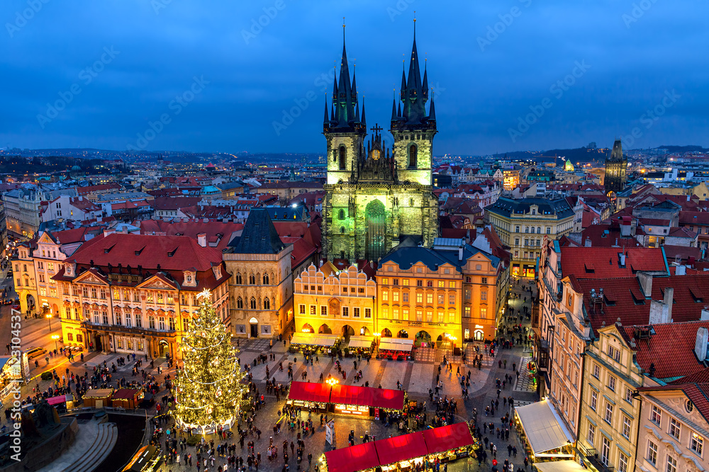 Fototapeta premium Old Town Square in Prague at Christmas time.