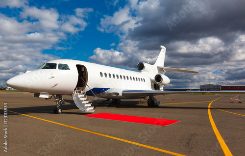 Photographie ladder in a private jet