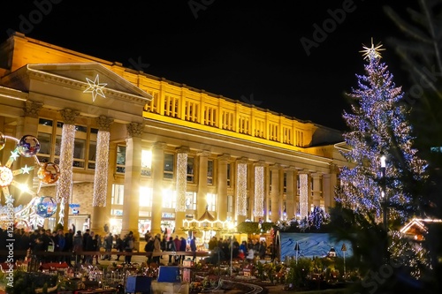 Weihnachtsmarkt Stuttgart Schlossplatz