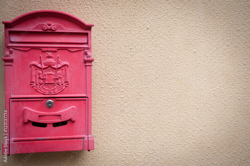 a one-time e-mail box on the wall