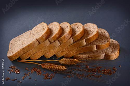 pane affettato ai semi di lino