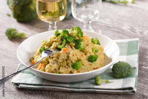 risotto con broccoli e fave - ricetta vegetariana