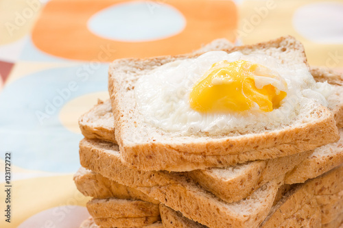 Egg fresh and fragrant toast breakfast.