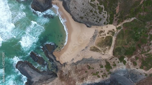 Smooth motion of the waves. Top view.