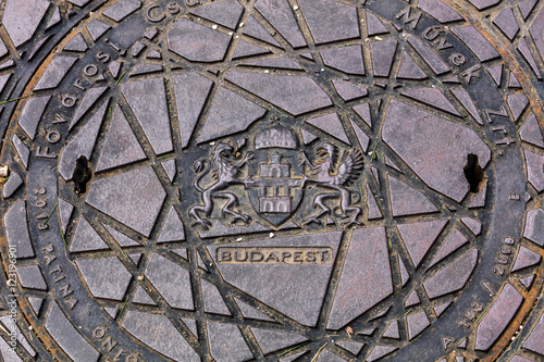 Photography Budapest - Gullideckel