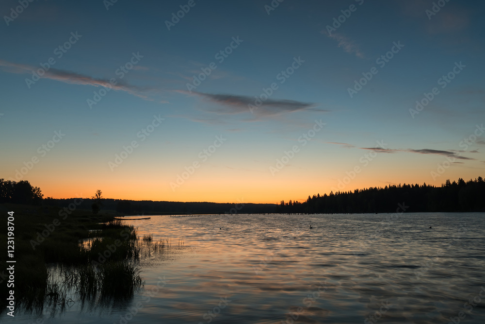 Obraz premium lake sunset sky clouds