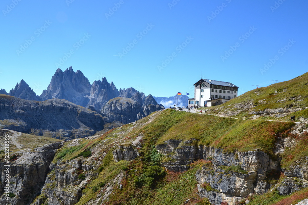 Dolomiti - Tre Cime di Lavaredo (Drei Zinnen), rifugio Auronzo