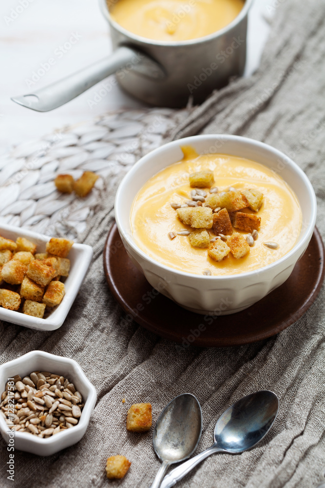 Sweet potato and coconut soup Sweet potato and coconut soup