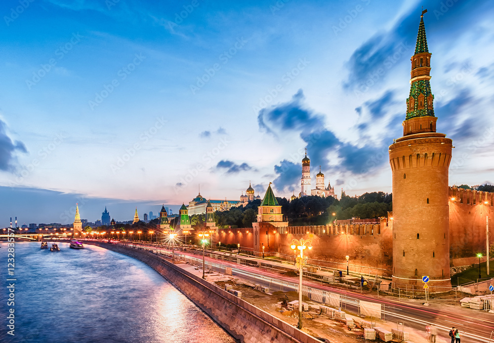 Scenic view over the Kremlin and Moskva River, Moscow, Russia
