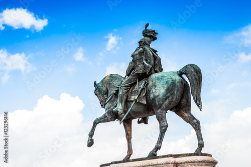 Statue   questre de Victor Emmanuel vue du haut du Monument