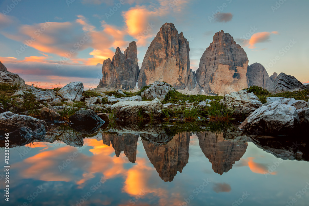 Wunschmotiv: Tre Cime di Lavaredo at beautiful sunrise, Italy, Europe #123308546