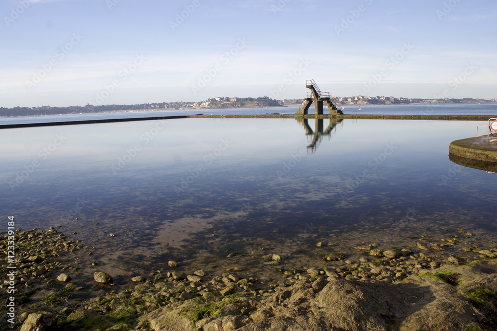 Fototapeta premium Piscine Bon secours St Malo 