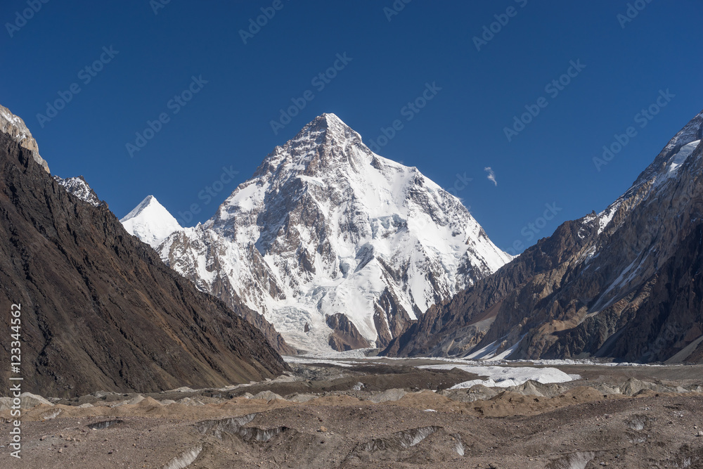 Fototapeta premium Beautiful K2 mountain and Baltoro glacier