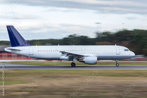 starting airplane speed blur © Tobias Arhelger