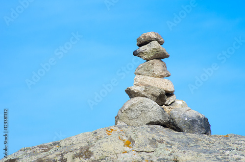 pile of balanced stones © Pakhnyushchyy