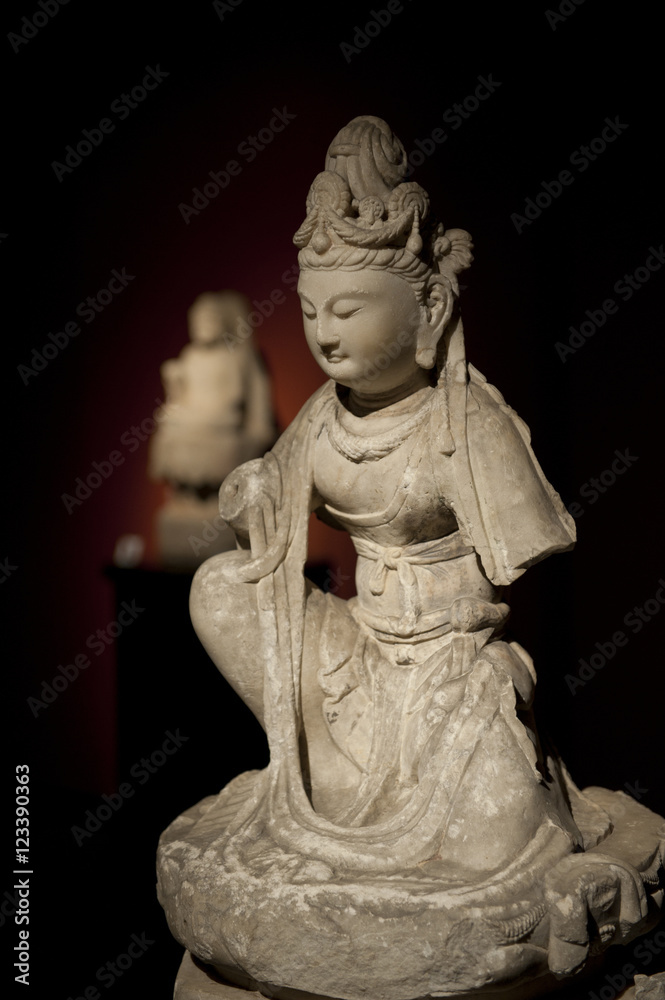 shang10160.jpg shang10160.jpg