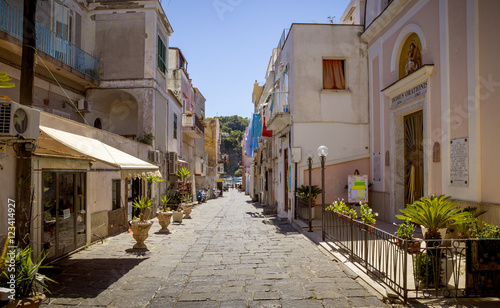 Fototapeta Naklejka Na Ścianę i Meble -  Colorful italian street on Procida Island, Italy
