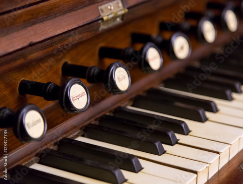 Obraz na plátne Close-up of antique reed organ harmonium