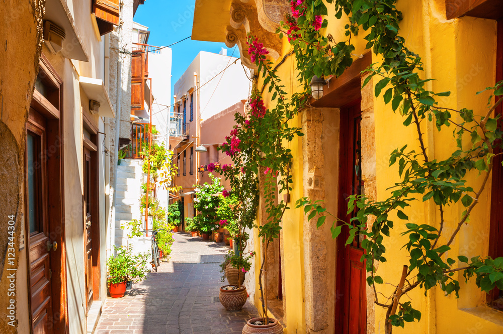 Fototapeta Piękna ulica w Chania, Crete wyspa, Grecja.