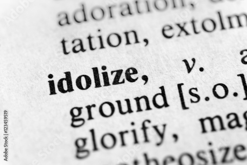 Idolize