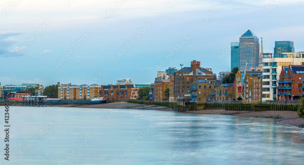 Naklejka premium View of Canary Wharf from river Thames in London
