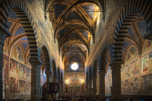 Interior de la catedral de San Giminiano