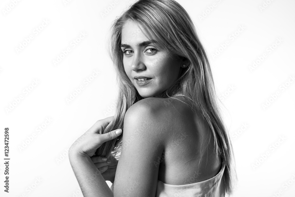 Obraz premium Pretty blonde girl posing in studio