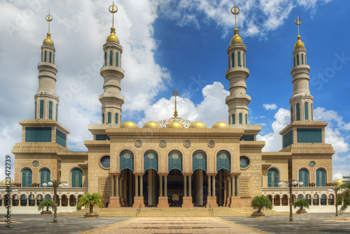 Samarinda's islamic centre front view photo