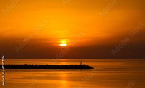 Sonnenuntergang auf Bari, Italien, 