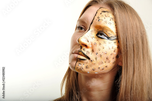 painted face of blonde women