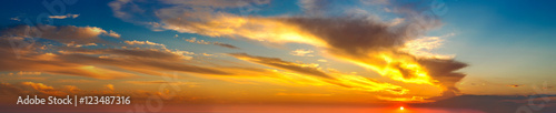 Fototapeta Naklejka Na Ścianę i Meble -  Sunset panorama