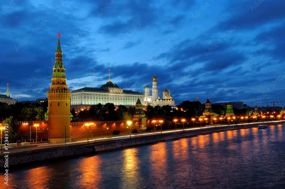 Evening view of Moscow Kremlin