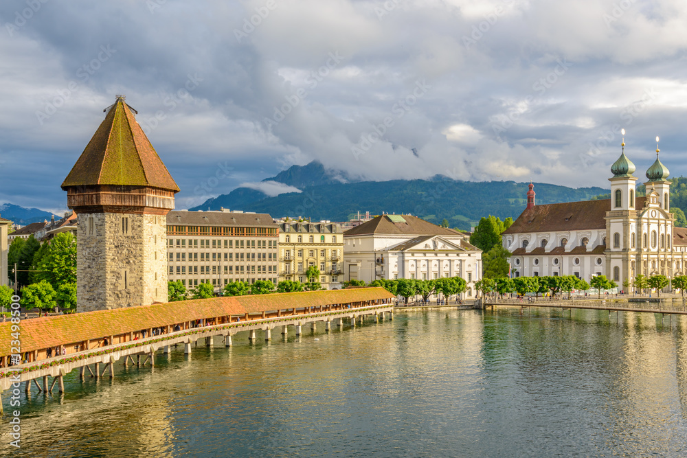 Chapel bridge is located on Lucerne historical city center, it's the famous and symbol of Switzerland's main tourist attractions.