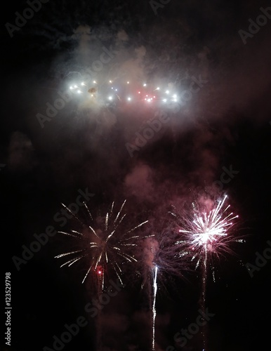 Pirotecnia fuegos artificiales