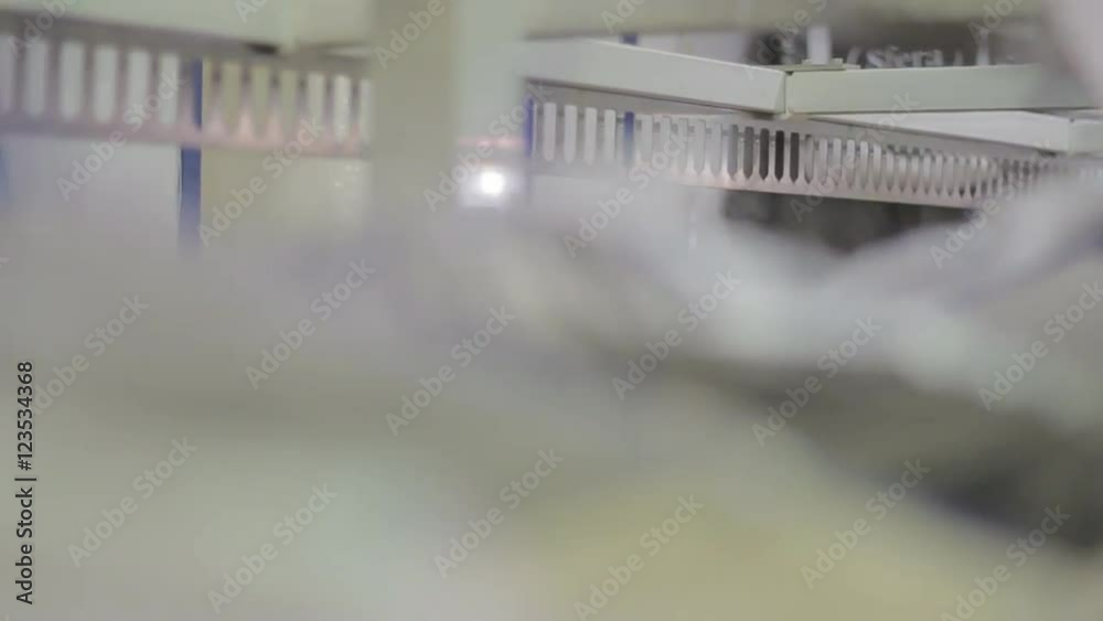 Automated garment conveyors or clothes rack system for dry cleaners