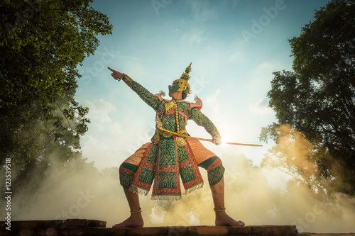 Fotografie Art culture Thailand Dancing in masked khon Tos-Sa-Kan in literature Ramayana