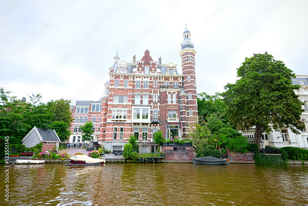 Fototapeta premium Dockings between Museumbrug channels, Amsterdam
