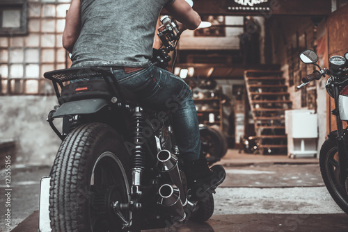 Fotografie On the way to garage.