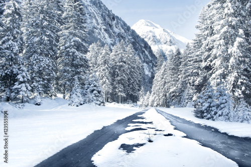 winter road 