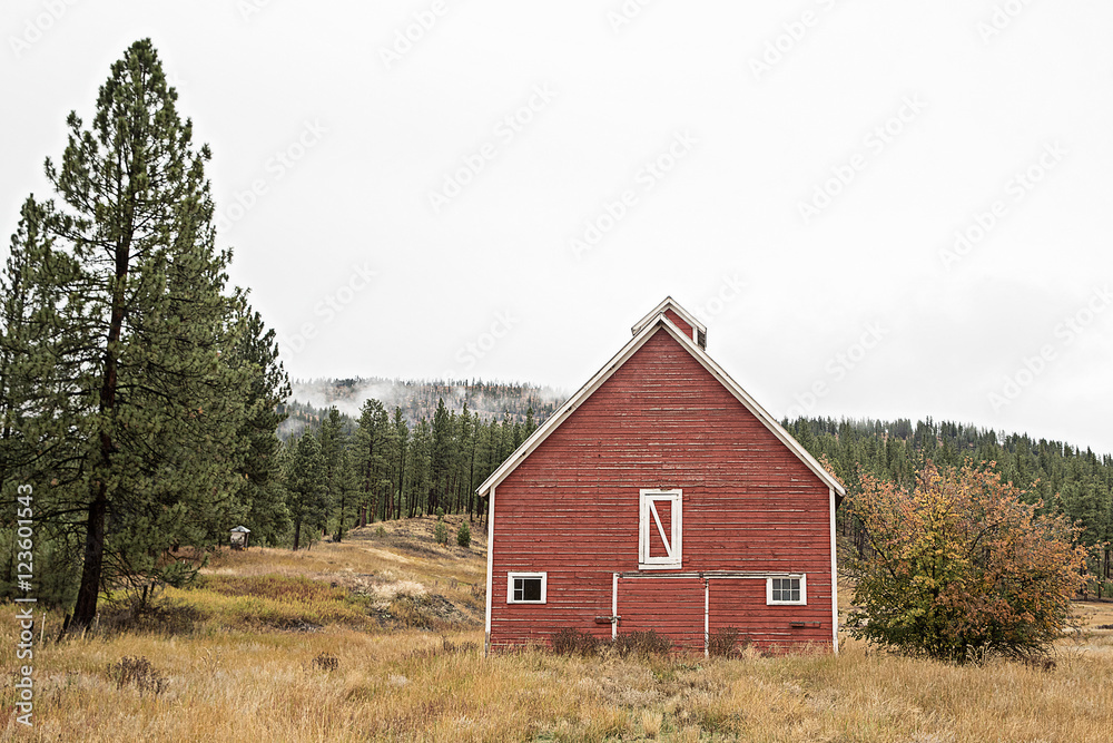 red barn red barn