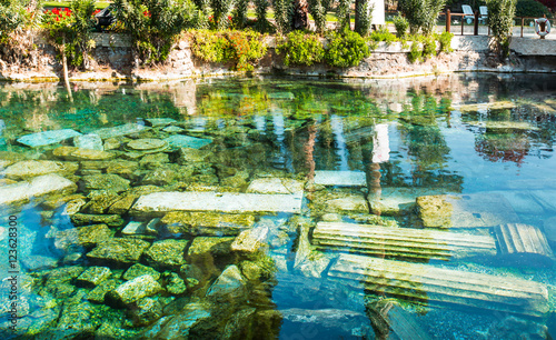 Fototapeta Naklejka Na Ścianę i Meble -  Antique pool (Cleopatra's Bath) in Pamukkale